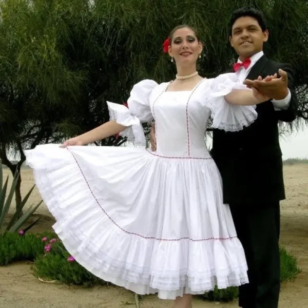 Vestimenta de Marinera Limeña